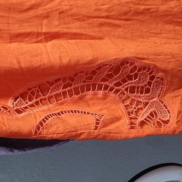 ARYN K sleeveless blouse 👚 - Picture 8 of 10